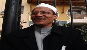 السلطات الجزائرية تعتقل علي بن حاج أمام السفارة السورية بالجزائر احتجاجا على مجزرة الحولة بحمص من طرف السفاح بشار