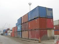 Les flux commerciaux et la saturation des infrastructures portuaires