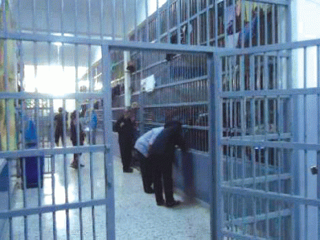 Vulnérables, leur état de santé s'aggrave en prison