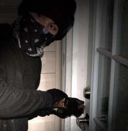 تسجيل 15 سرقة لمحلات تجارية بباتنة في ليلة واحدة