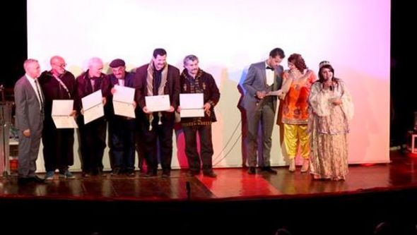 تعاونية مشاهو إفرحونن من تيزي وزو تتوج بأحسن عرض متكامل بمسرح باتنة