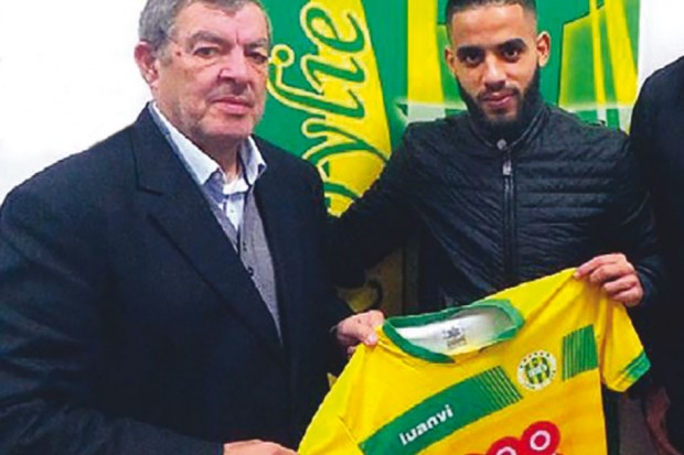 Mehdi Benaldjia a signé en attendant Aribi