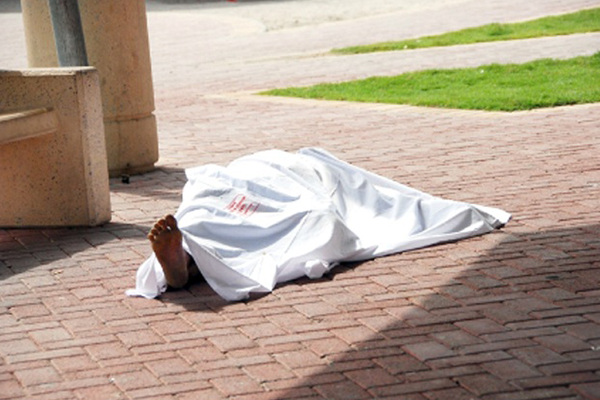 مصرع بناء مغربي إثر سقوطه من سلالم مسكن بالنعامة