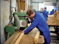 L'attribution des marchés publics à BoumerdÈs