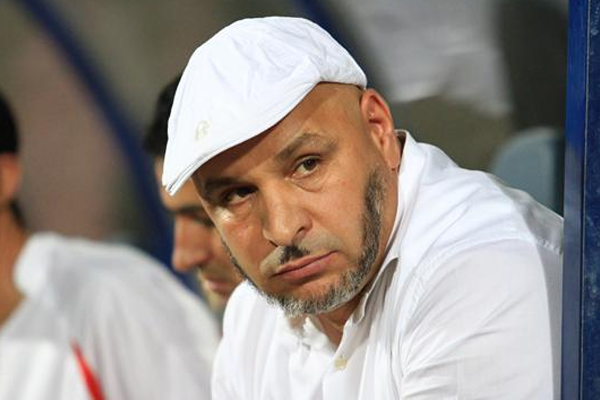 أنصار وفاق سطيف يطالبون بعودة المدرب زكري