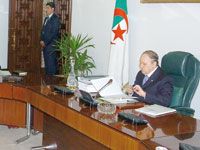 Alors que sa nomination tarde à intervenir