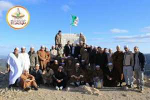 أعيان من غرداية وخنشلة يبحثون سبل المساهمة في الحفاظ على إستقرار وأمن الوطن