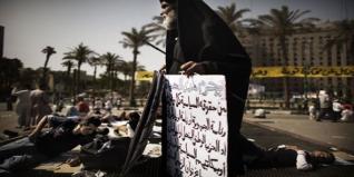 Tahrir se prépare pour une nouvelle manifestation contre le verdict Moubarak