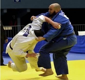 Le GS Pétroliers domine la compétition