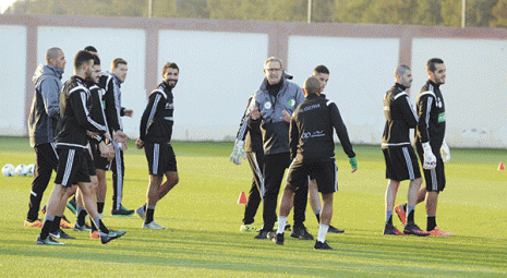 Leekens veut tester les nouveaux joueurs