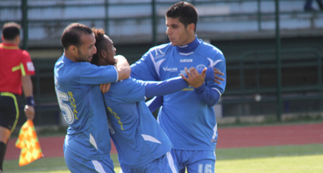 وداد تلمسان يستهدف صانع ألعاب ومهاجم