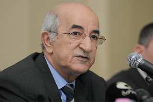 تبون ينهي مهام مدير التعمير لولاية بشار