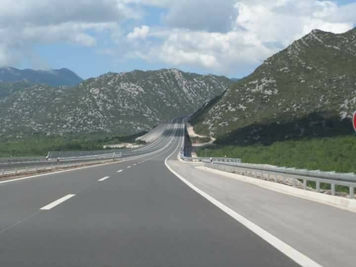 طريق جديد يربط بين إغزر أمقران وميناء بجاية سيدشن قريبا