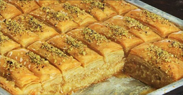 بقلاوة بعجينة الفيلو