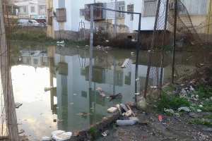 المياه القذرة تحاصر حي 300 مسكن ببجاية والسلطات تتفرج