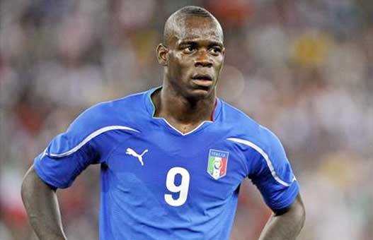 Italie : Plus de peur que de mal pour Balotelli