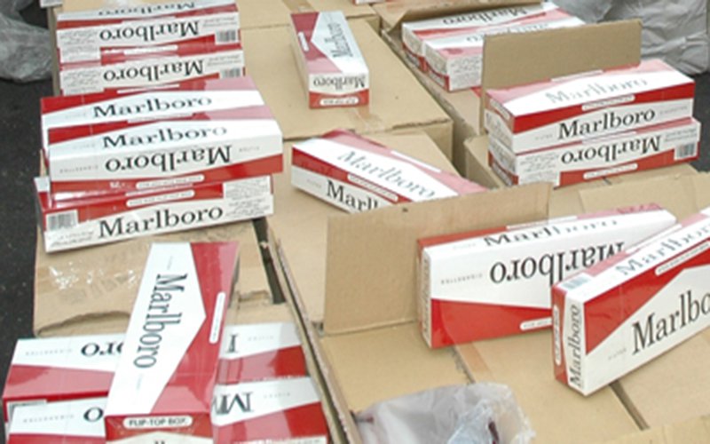 مغتربون يحاولون تهريب 1200 خرطوشة «مالبورو» عبر ميناء عنابة