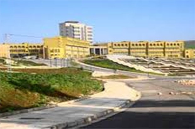 Trois centres universitaires promus au rang d'université