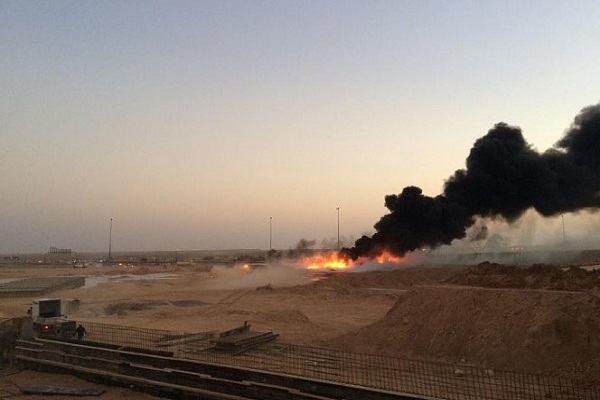 حريق مهول بأنبوب نقل النفط بالأغواط