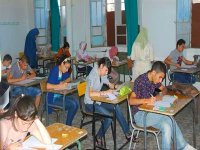 Des centaines de milliers de candidats passent l'examen dans l'Est du pays