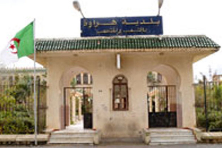 سكان هراوة بالعاصمة يطالبون بتدعيم خطوط النقل