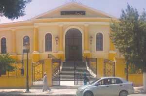 Deuxième report du procès