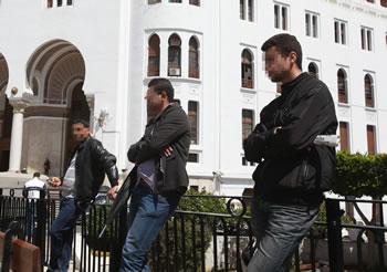 Les Algériens ont la tête ailleurs