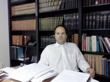 «La France semble ne pas reconnaître la convention qui la lie à l'Algérie»