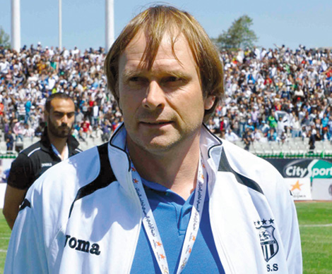 سرار: المدرب غيغر سيواصل مهامه مع وفاق سطيف