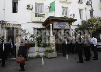 Il pleut...des candidatures au FLN