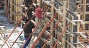 والي بجاية يشدد على ضرورة تسليم المشاريع التنموية في آجالها القانونية ويهدد المتقاعسين