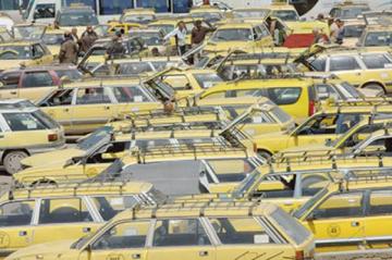 سائقو سيارات الأجرة بأفلو في الأغواط يحتجون