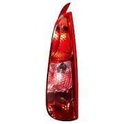 cherche feux arriere gauche   treuil de roue de secours pour Peugeot 807