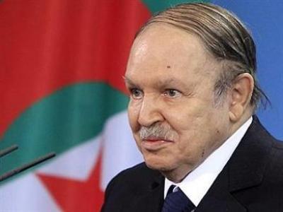 بوتفليقة في عنابة شهر أفريل