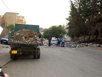 بعدما أضحت الأوساخ المتراكمة بها خطرا يهدد صحة السكان.. تيزي وزو/حملة تطوعية واسعة لتنظيف أحياء وشوارع المدينة