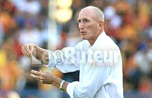 MCA : Patrick Liewig très proche du Mouloudia