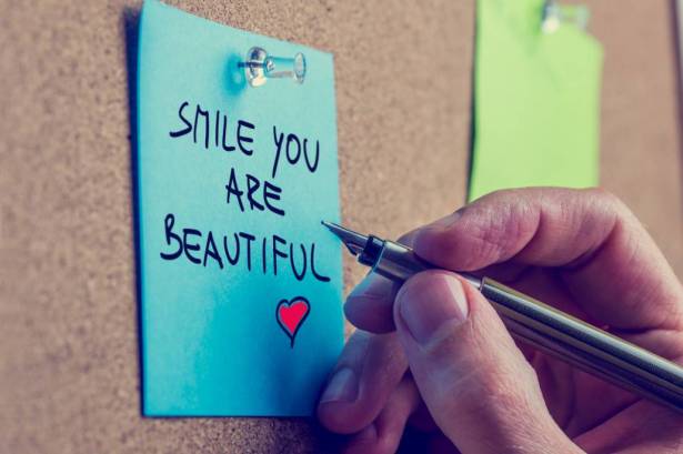 لهذه الأسباب عليك قول إطراءٍ كل يوم