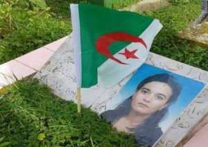 Amel zenoune , étudiante en droit , fut égorgée dans un faux barrage ..... une pensée pour Amel.