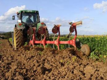 حملة الحرث والبذر تمس 53.537 هكتار بوهران