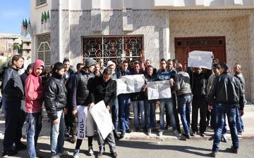 شباب بلدية كيمل في باتنة يشتكون غياب المرافق الرياضية والترفيهية