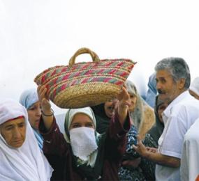 عائلة معوزة تناشد والي غليزان النظر في وضعيتها