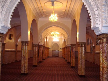 قالوا عن مستغانم....في مستغانم الكثير من الزوايا