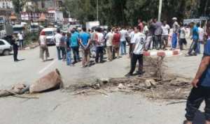 عشرات المواطنين بسوق الإثنين في بجاية يحتجون