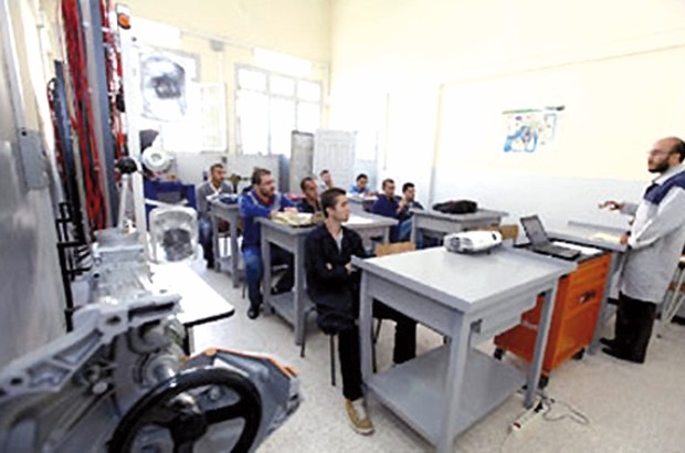 2 560 nouveaux postes de formation professionnelle