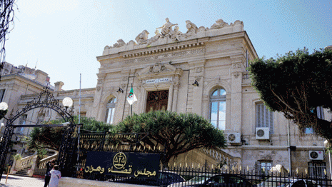 Le procès portant sur le volet civil reporté