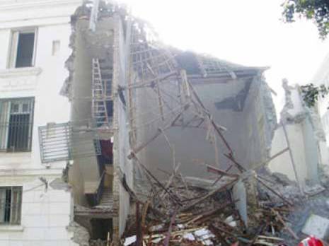 Effondrement partiel d'un immeuble