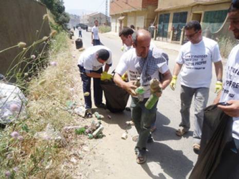 Action de dépollution à Ath Zmenzer