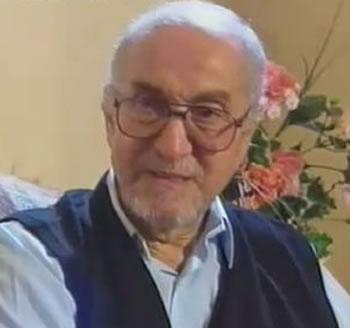 Il était un des pionniers du sketch en Algérie