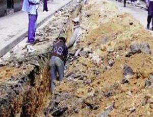 سكان حي الدرمان ببسكرة يغرقون في متاعب التهيئة