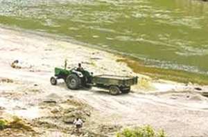 Des pilleurs de sable traqués